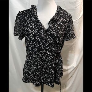 Perseption Concept Black & White Floral Print V-neck Wrap Top